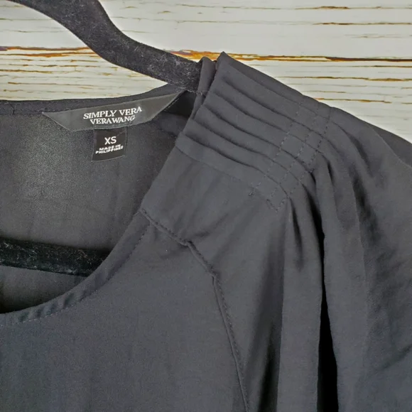 Simply Vera Wang Black Blouse - Picture 3 of 4